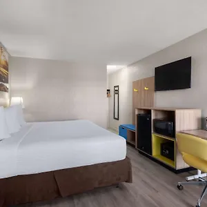 Days By Wyndham Vegas Airport Near The Strip ** Las Vegas